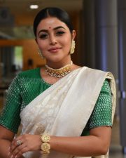 Poorna at Thalaivi Movie Pre Release Event Stills 04