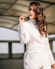 Powerful Hina Khan in a Sleek White Pant Suit Photos 02