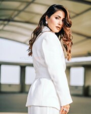 Powerful Hina Khan in a Sleek White Pant Suit Photos 05