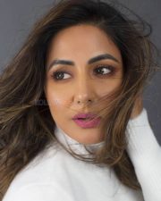 Pretty Hina Khan in a White High Neck Sweater Photos 01