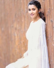 Pretty Priya Bhavani Shankar in a White Salwar Photos 01