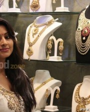 Punnagai Arasi Sneha Pictures