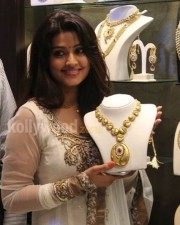 Punnagai Arasi Sneha Pictures