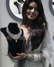 Punnagai Arasi Sneha Pictures