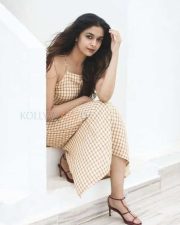 Raghuthatha Heroine Keerthy Suresh Sexy Pictures 02 Raghuthatha Heroine Keerthy Suresh Sexy Pictures 02