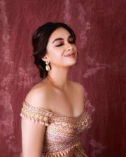 Raghuthatha Heroine Keerthy Suresh Sexy Pictures 08 Raghuthatha Heroine Keerthy Suresh Sexy Pictures 08