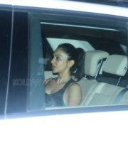 Rakul Preet Singh Spotted in Bandra Photos
