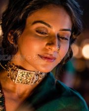 Ramayana Actress Rakul Preet Singh in a Gold Mythological Costume Photos 01