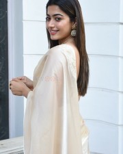 Rashmika Mandanna at Pushpa Movie Pre Release Interview Photos 27