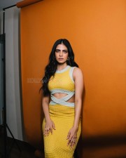 Ravishing Hottie Malavika Mohanan in a Yellow Knitted Maxi Dress Photos 03