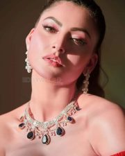 Red Hot Urvashi Rautela Stills 01