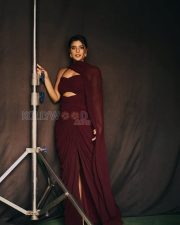 Regal Actress Aishwarya Rajesh in a Maroon Draped Saree Photos 01