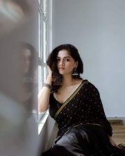 Regina Movie Actress Sunaina Photoshoot Pictures 10