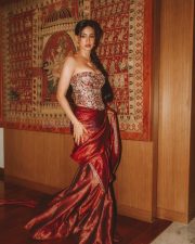 Resplendent Actress Disha Patani in a Red Brocade Corset And Silk Skirt Photos 03