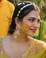 Resplendent Actress Malavika Mohanan in a White Lehenga with Polki Gold Jewelry Photos 03