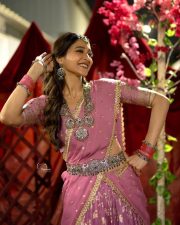 Resplendent Actress Regina Cassandra in a Pink Embroidered Silk Saree Photos 03