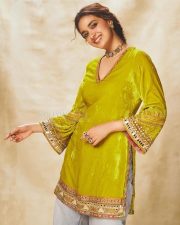 Revolver Rita Heroine Keerthy Suresh in a Lime Green Velvet Kurta and Light Denim Jeans Pictures 03
