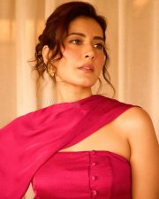 Rowdy and Co Actress Raashi Khanna in a Two Piece One Shoulder Buttoned Down Top with a Matching Skirt Photos 08