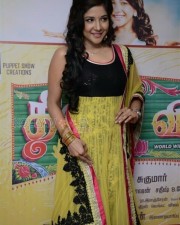 Sakshi Agarwal Pics