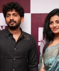 Sam Jones and Anandhi at Nadhi Movie Trailer Launch Event Photos 01