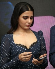 Samantha At The Launch Of Oneplus Mobiles At Big C Photos