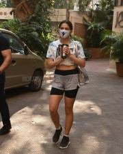 Sara Ali Khan Spotted Outside Her Gym At Santacruz Photos