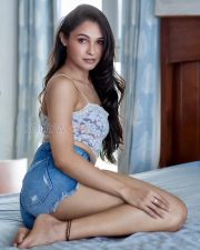 Seductive Actress Andrea Jeremiah in a White Lace Crop Top Photos 02