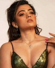 Seductive Rashmika Mandanna Cleavage Photo 01 Seductive Rashmika Mandanna Cleavage Photo 01