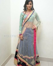 Sexy Actress Pooja Hegde Pictures