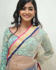 Sexy Actress Pooja Hegde Pictures