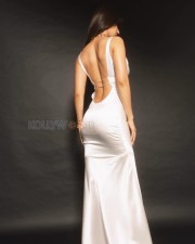 Sexy Disha Patani in a Backless White Slit Bodycon Gown Photos 03