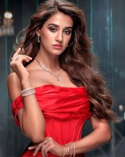 Sexy Disha Patani in a Red Shoulderless Dress Picture 01