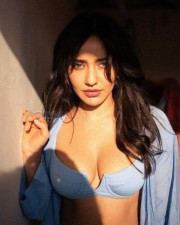 Sexy Hot Bombshell Neha Sharma Pictures 01