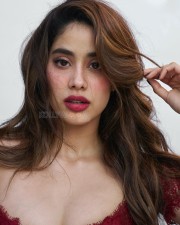 Sexy Janhvi Kapoor in a Scarlet Red Corset Gown for Valentines Day Pictures 03