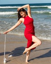 Sexy Kajal Aggarwal Australia Beach Vacation Photos 01