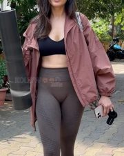 Sexy Karishma Tanna Workout Photo 01