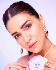 Sexy Kriti Sanon in a Floral White Mini Dress Photos 01
