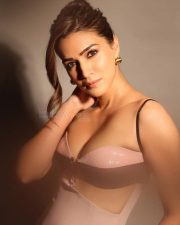Sexy Kriti Sanon in a Sameer Madan Outfit Photos 01