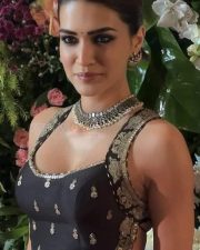 Sexy Kriti Sanon in a Stunning Black Lehenga Set for Diwali Photos 05 Sexy Kriti Sanon in a Stunning Black Lehenga Set for Diwali Photos 05