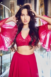 Sexy Model and Dancer Nora Fatehi Pictures