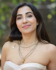 Sexy Parvati Nair at Alambana Press Meet Photos 20