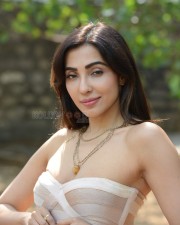 Sexy Parvati Nair at Alambana Press Meet Photos 24
