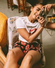 Sexy Pooja Hegde in a Rolling Stones T Shirt Photos 01