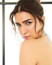Sexy Queen Kriti Sanon in a Sky Blue Mini Dress Pictures 02 Sexy Queen Kriti Sanon in a Sky Blue Mini Dress Pictures 02