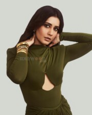 Sexy Raashi Khanna in a Olive Green Bodycon Photos 03