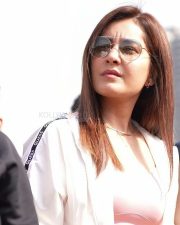 Sexy Raashi Khanna in a Pink Crop Top and White Hoodie Photos 02