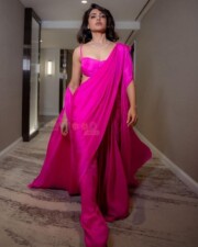 Sexy Samantha Ruth Prabhu in a Bright Pink Saree with Bralette Style Blouse Photos 03