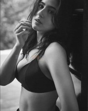 Sexy Sara Ali Khan Black and White Hot Photos