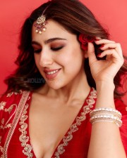 Sexy Sara Ali Khan in a Red Bridal Lehenga Photos 03