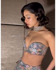 Sexy Shraddha Kapoor in a Silver Shimmer Maximal Lehenga at Indian Couture Week 2023 Photos 04